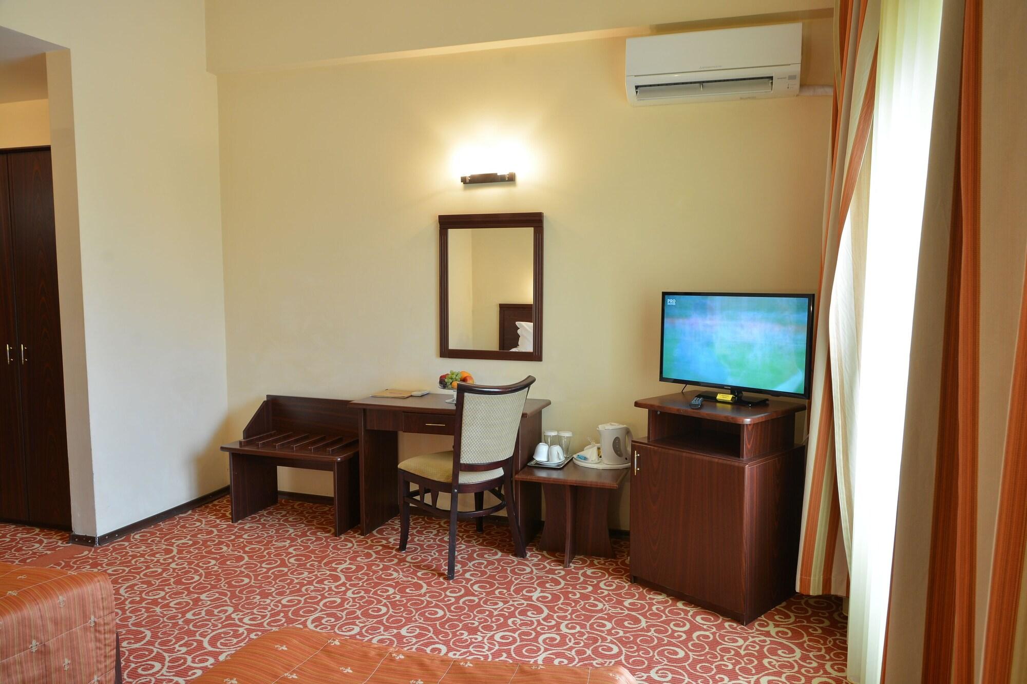 Hotel Central Ploieşti Eksteriør billede