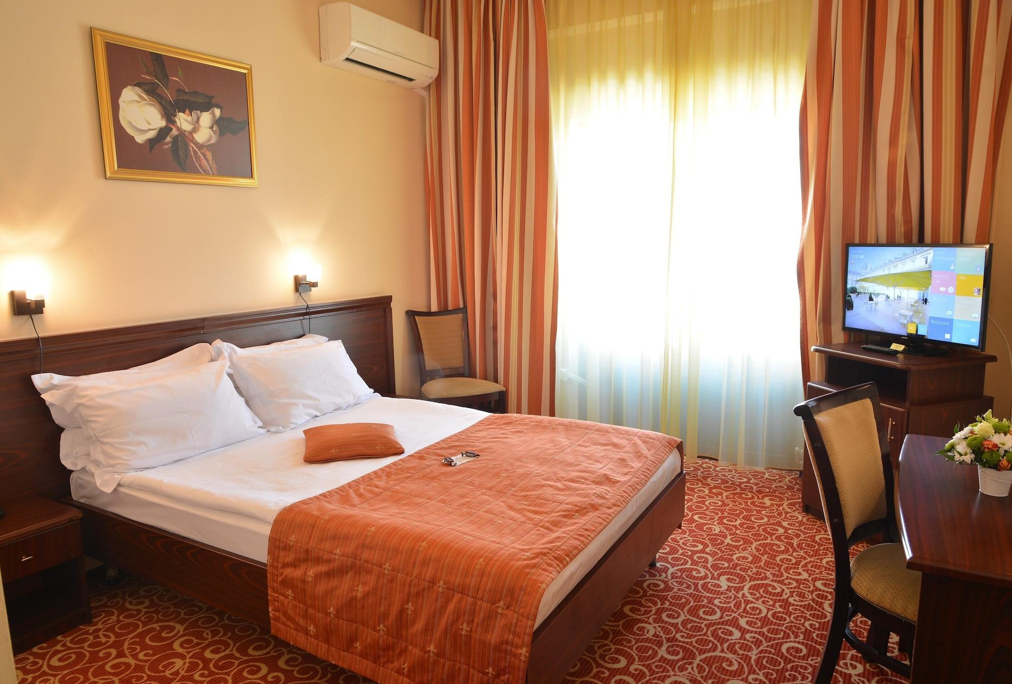 Hotel Central Ploieşti Eksteriør billede