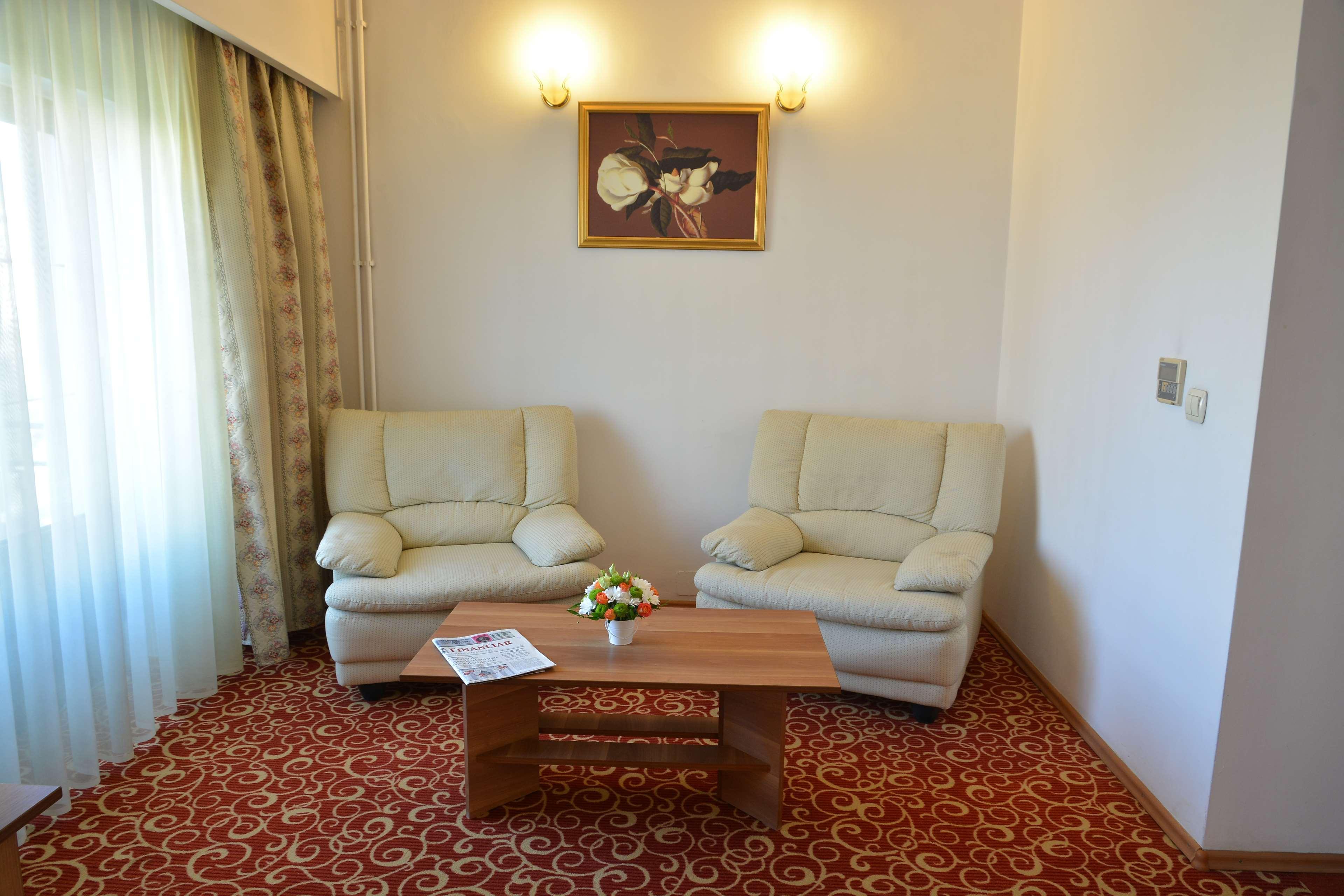 Hotel Central Ploieşti Eksteriør billede