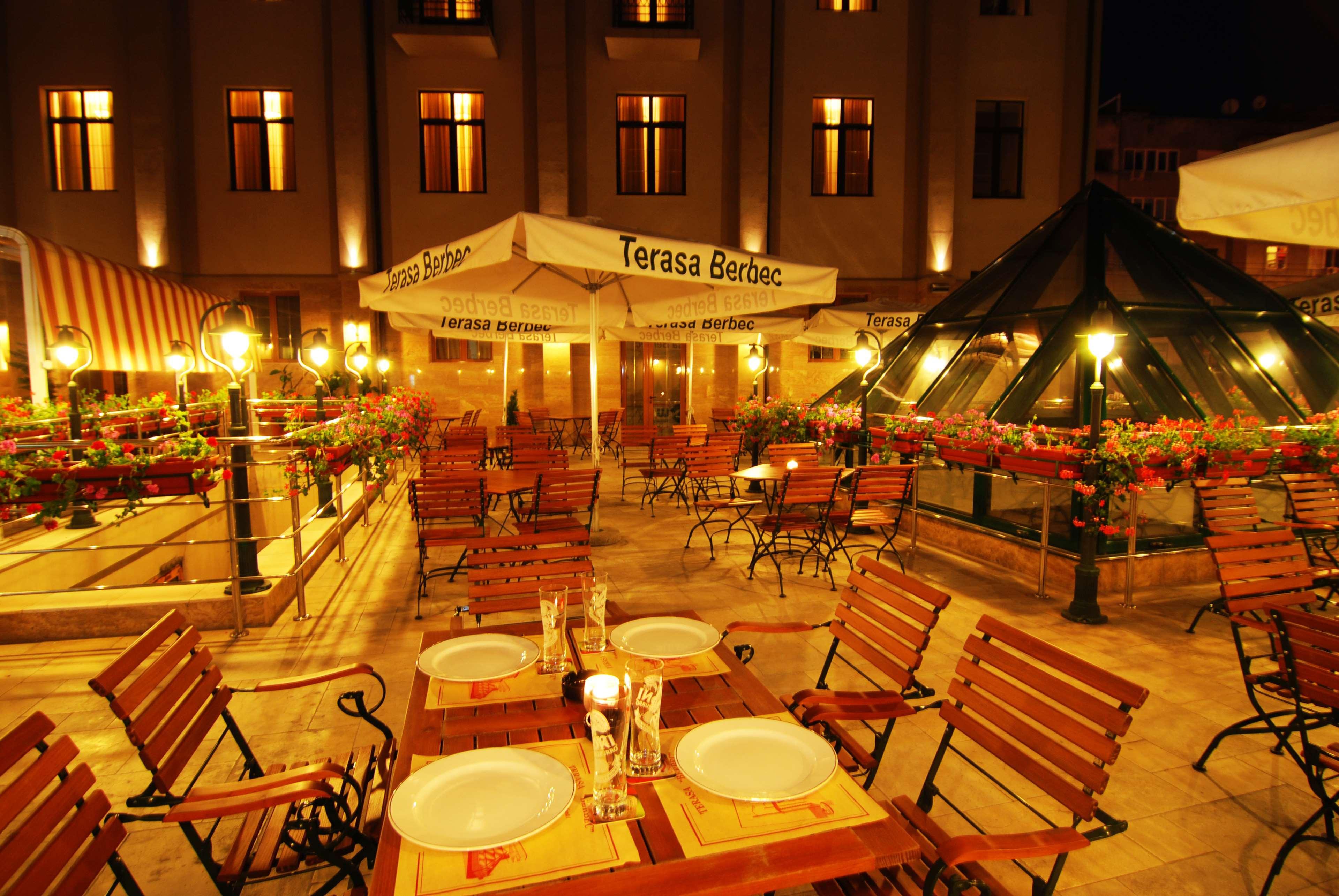 Hotel Central Ploieşti Eksteriør billede